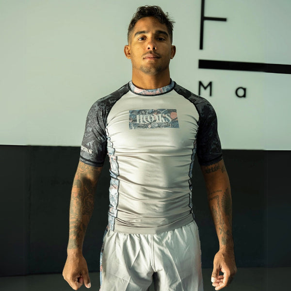 Hooks Short Sleeve BJJ Rashguard - Battle.
