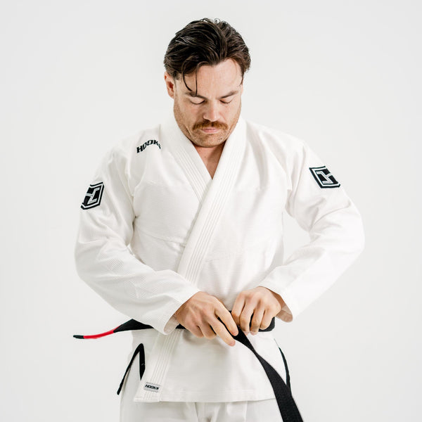 Hooks BJJ GI - Prolight II - White with Black.