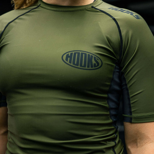 Hooks Short Sleeve BJJ Rashguard - Olive.