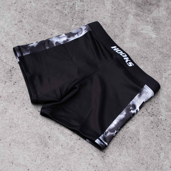 Hooks Women's Flex Shorts - Black Mist