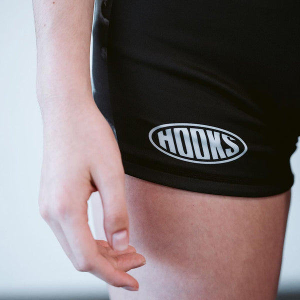 Hooks Women's Flex Shorts - Black Mist