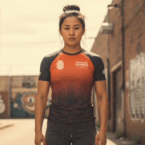 Hooks Short Sleeve Rash Guard - Fire Horse