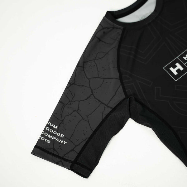 Hooks Short Sleeve Rash Guard - Bedrock
