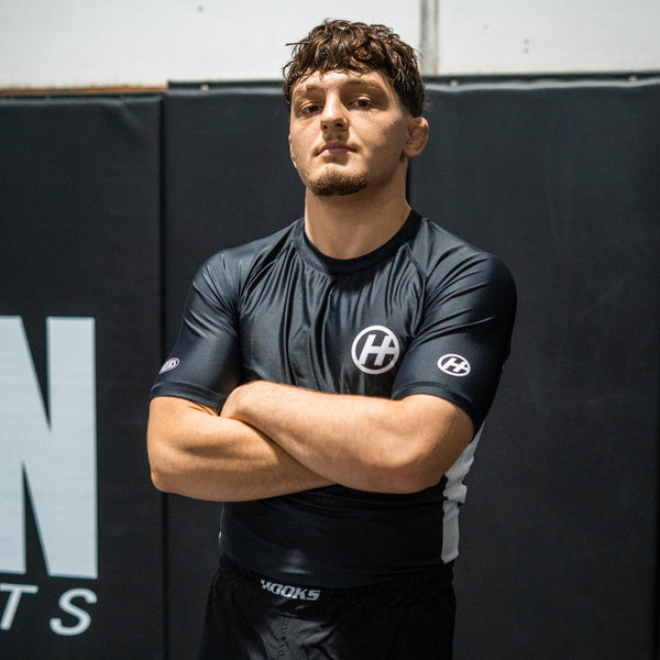 Hooks Short Sleeve BJJ Rash Guard - Pursuit