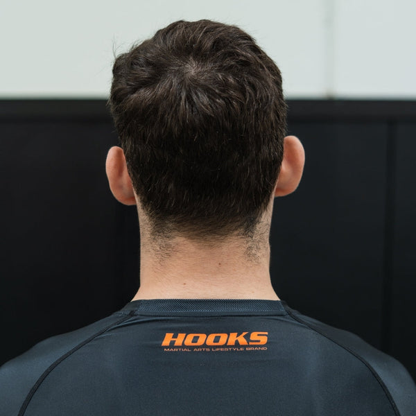 Hooks - Short Sleeve Rash Guard - Black Inferno