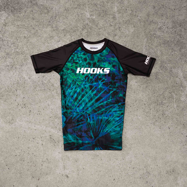 Hooks Kids Short Sleeve Rash Guard – Jungle Reign