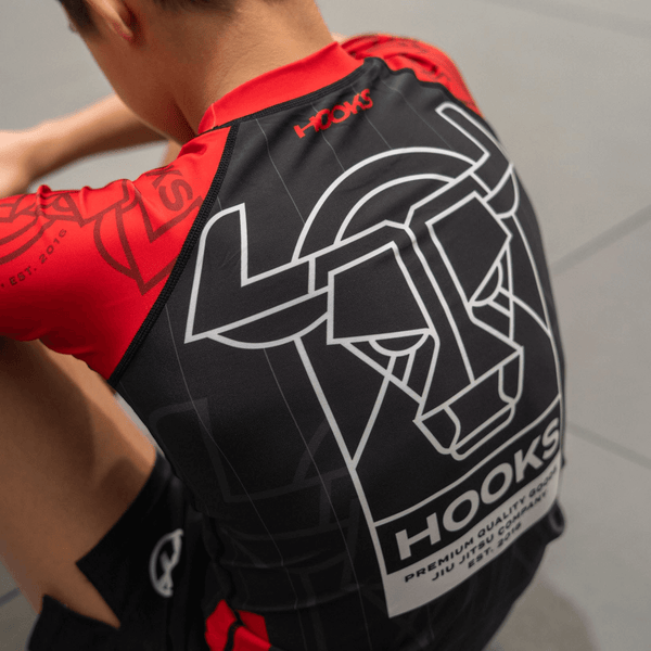 Back view showing design details of Kids Headstrong Bulls Rashguard