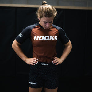 Hooks Short Sleeve Ranked Rashguard - Brown - Hooks Jiu-Jitsu